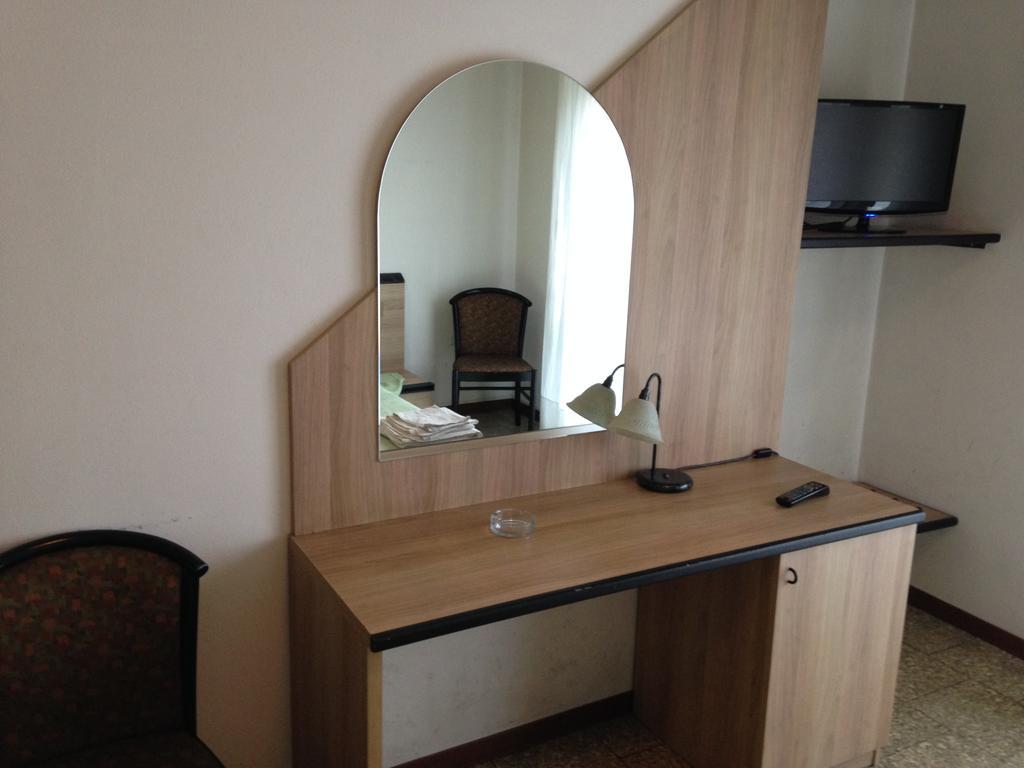 Hotel Roma 3*